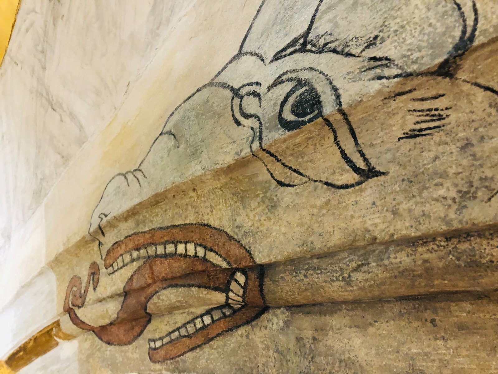 Dragones sobre los arcos